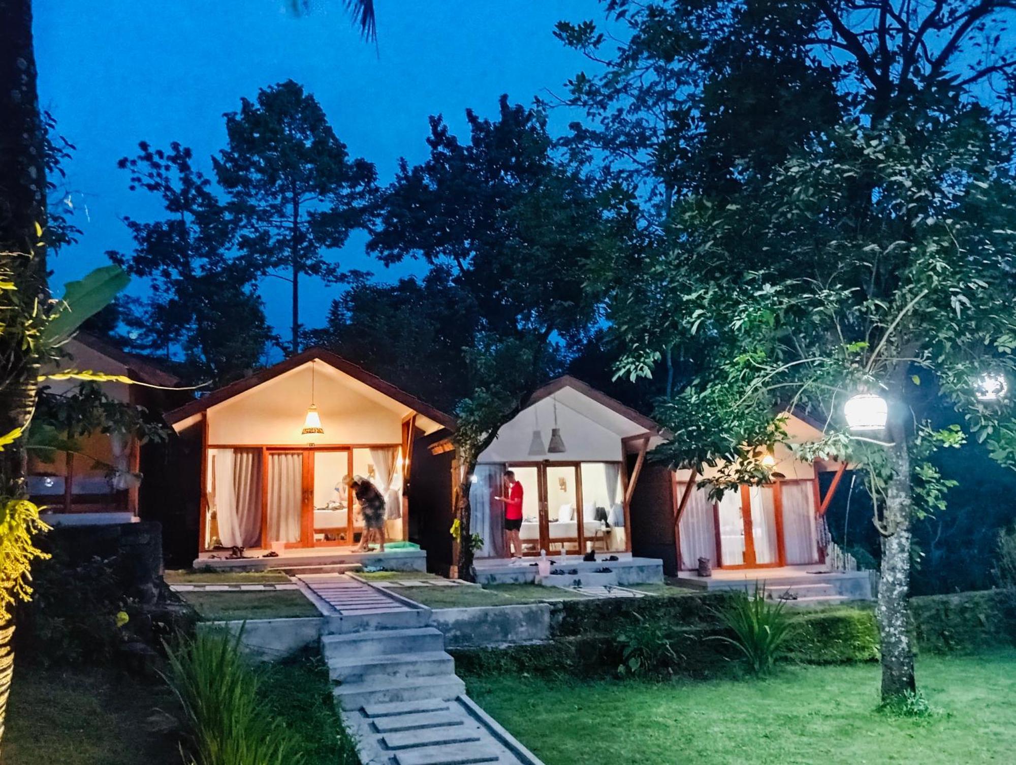 Waroeng Lodge *